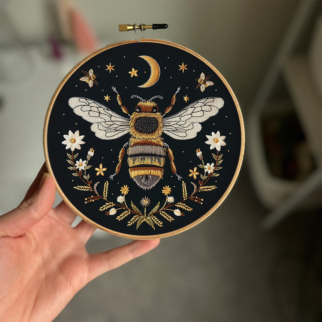 Rubbyoo Embroidery Kit- Magical Bee - image 1