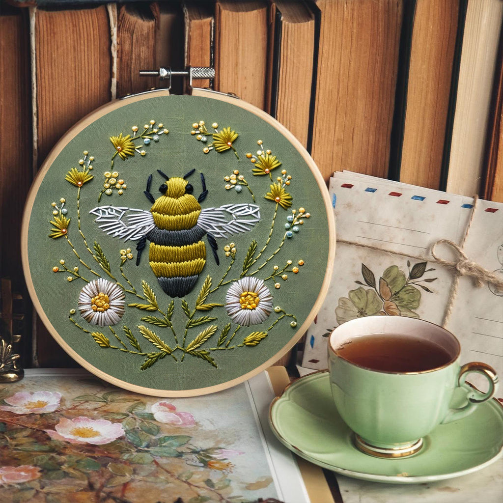 Rubbyoo Embroidery Kit-  Daisy Honey Bee - image 4