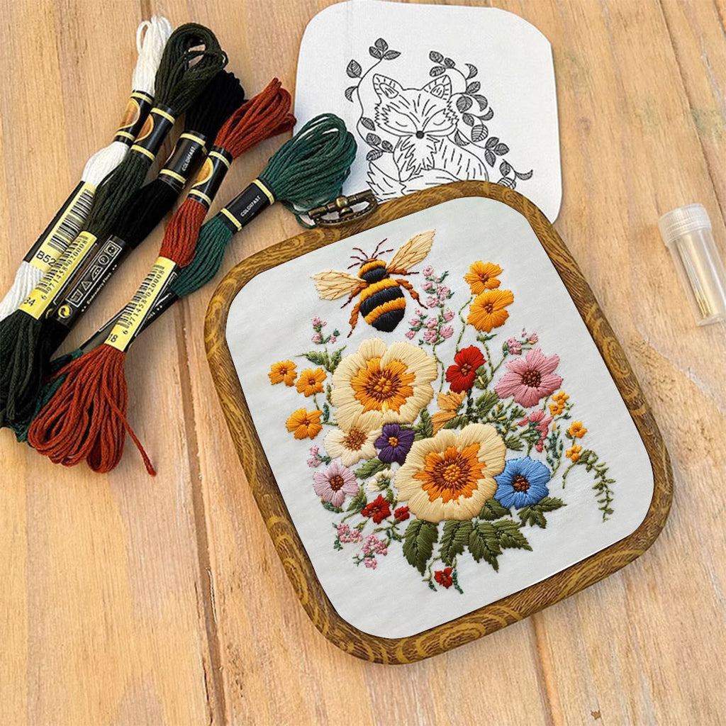 Rubbyoo Embroidery Kit-  Bee And Flowers - image 9