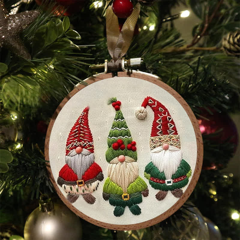 Rubbyoo Embroidery Kit - Christmas Gnomes - image 7