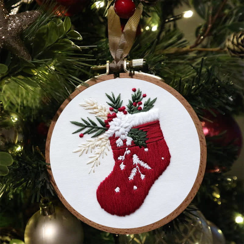 Rubbyoo Embroidery Kit - Christmas Stocking Pattern   - image 5