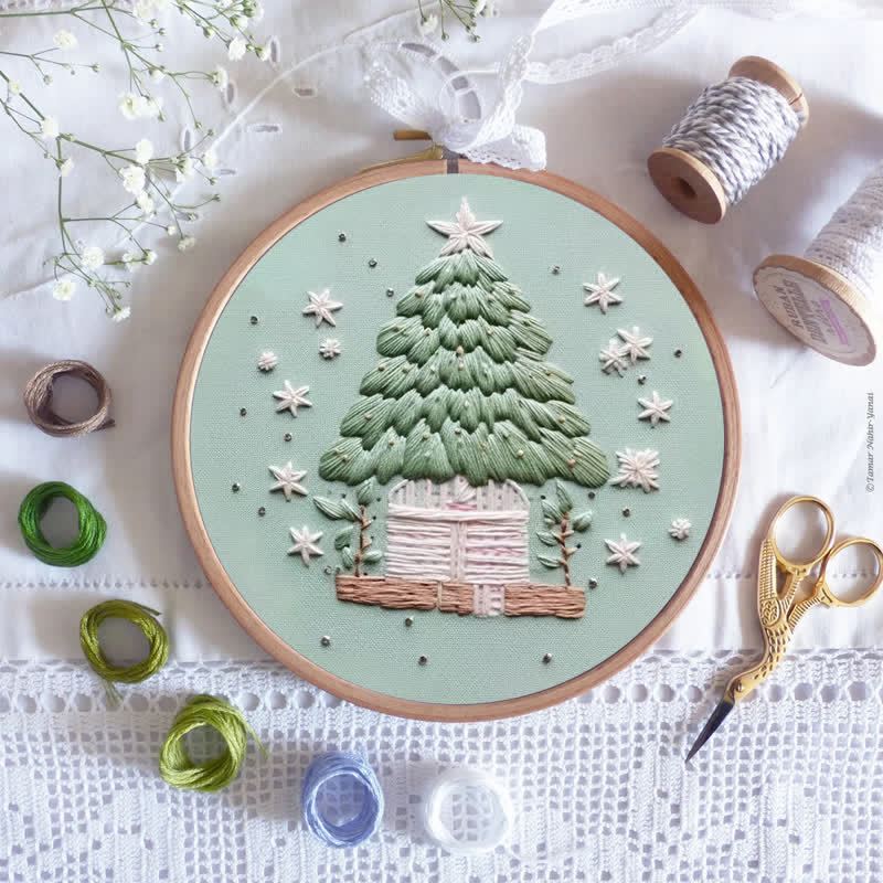 Rubbyoo Embroidery Kit - White Christmas - image 6