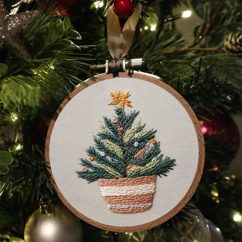 Rubbyoo Embroidery Kit - Handmade Christmas Tree - image 4