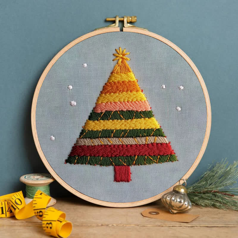 Rubbyoo Embroidery Kit -String Christmas Tree - image 3