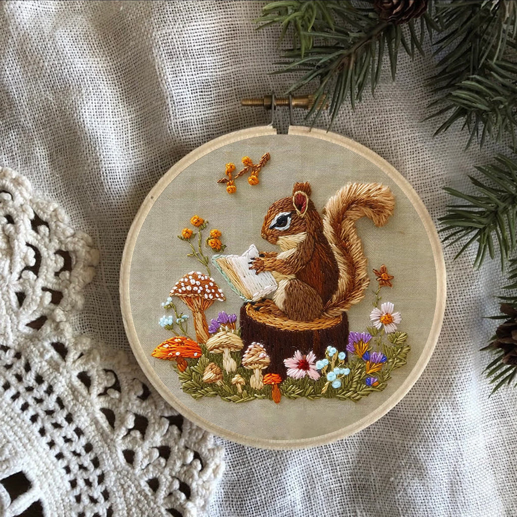 Rubbyoo Embroidery Kit -  Big Reading Squirrel - image 3