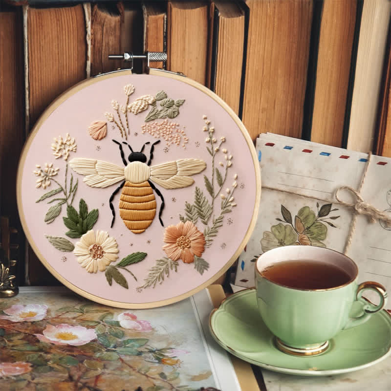 Rubbyoo Embroidery Kit - Bee And Bloom - image 6