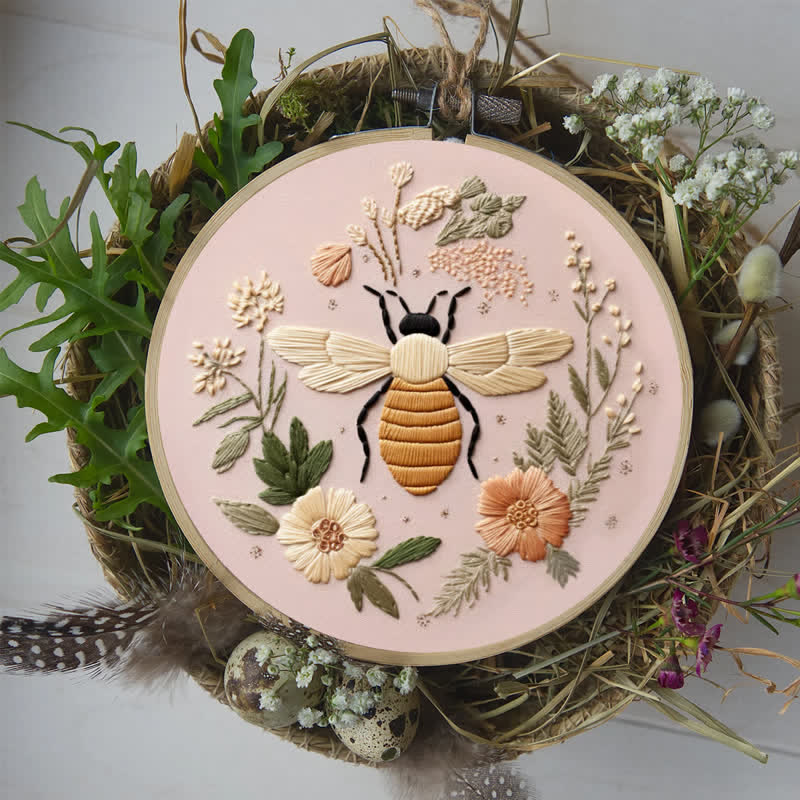 Rubbyoo Embroidery Kit - Bee And Bloom - image 9