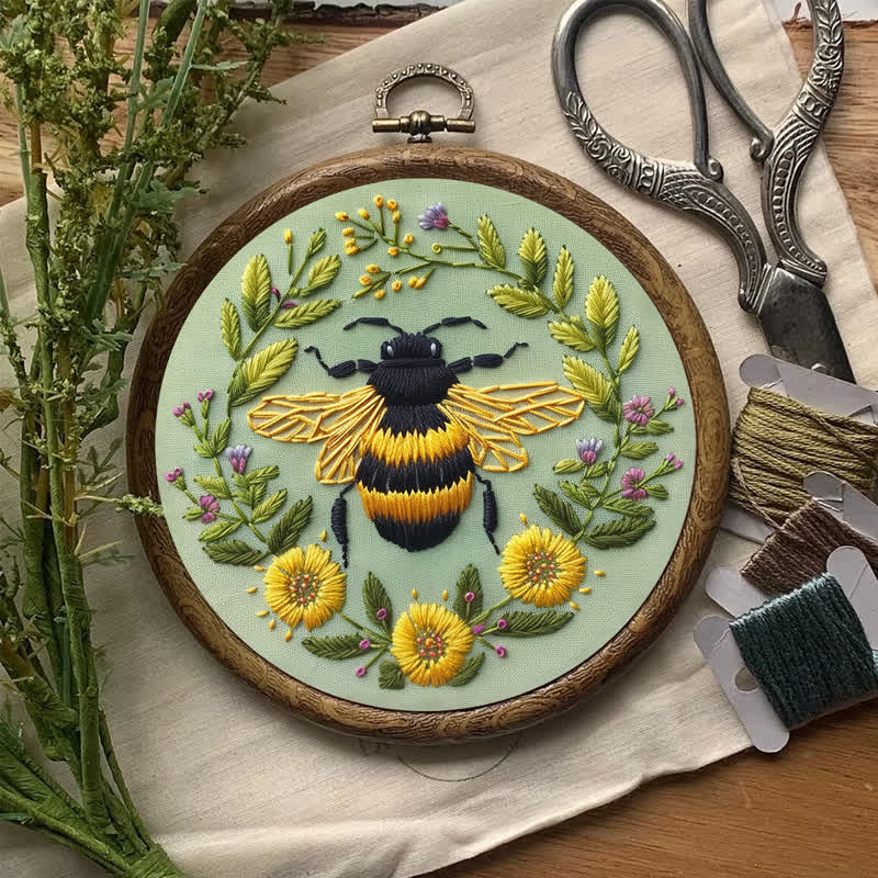 Rubbyoo Embroidery Kit - Honey Bee  - image 6