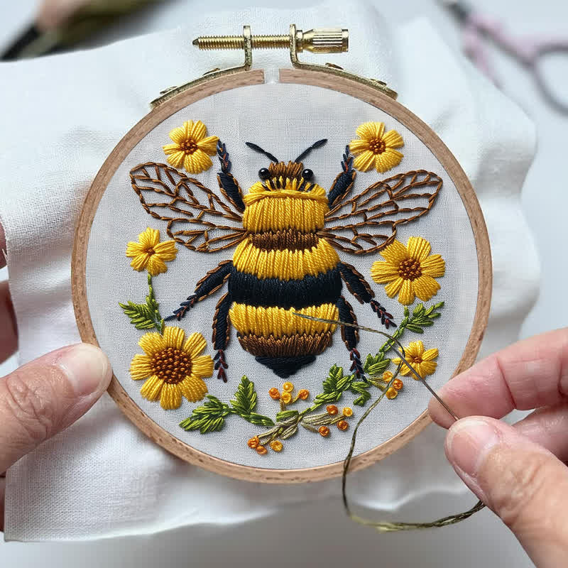 Rubbyoo Embroidery Kit - Bumble Bee Craft Kit For Beginner - image 3