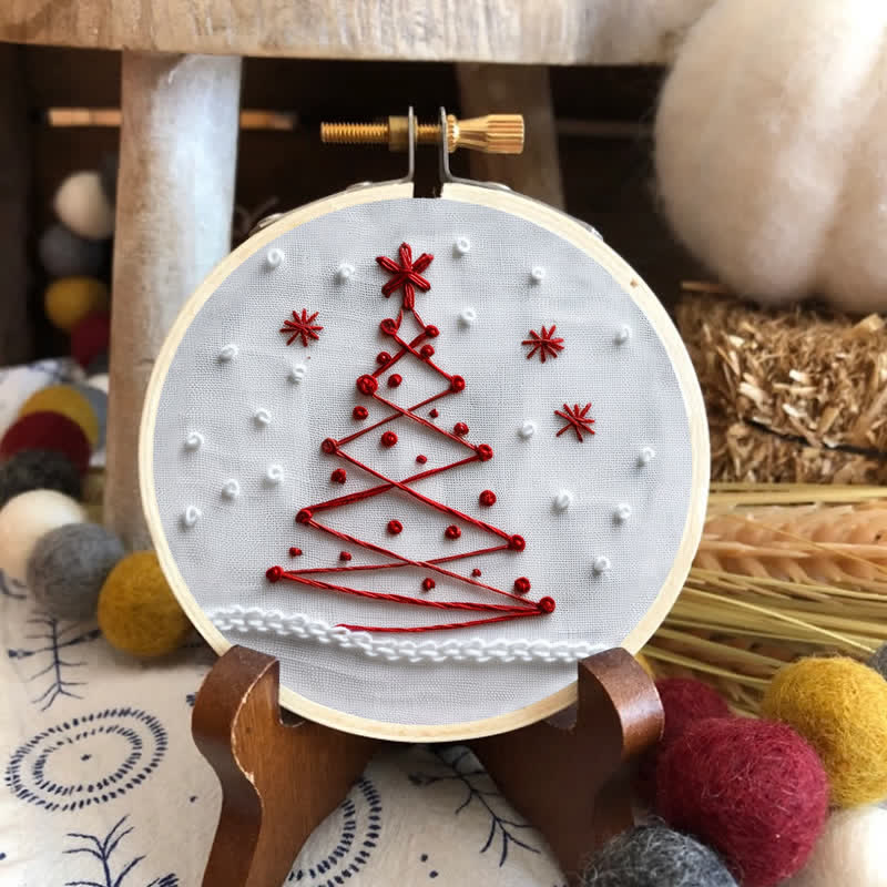 Rubbyoo Embroidery Kit - Christmas Tree - image 1