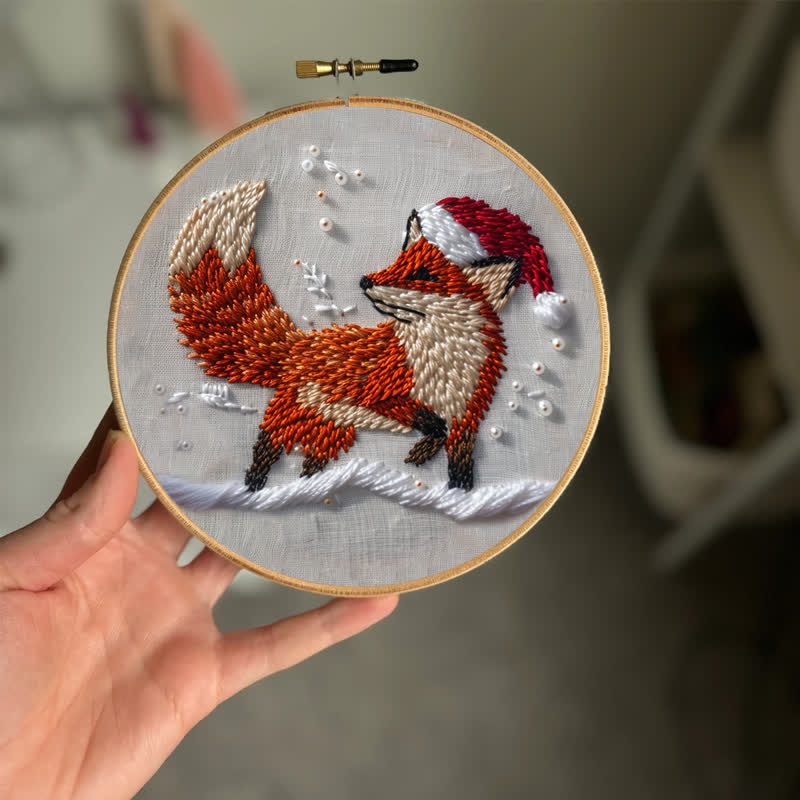 Rubbyoo Embroidery Kit - Red Fox Looks Back - image 1