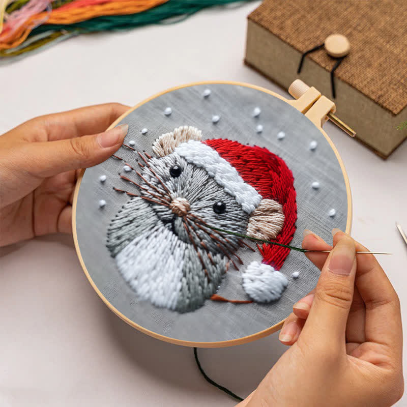 Rubbyoo Embroidery Kit - Christmas Mouse 2 - image 2