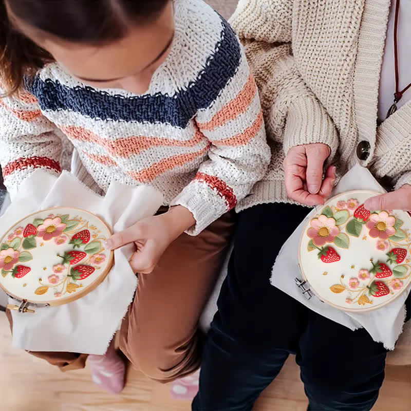 Rubbyoo Embroidery Kit - Strawberries - image 6