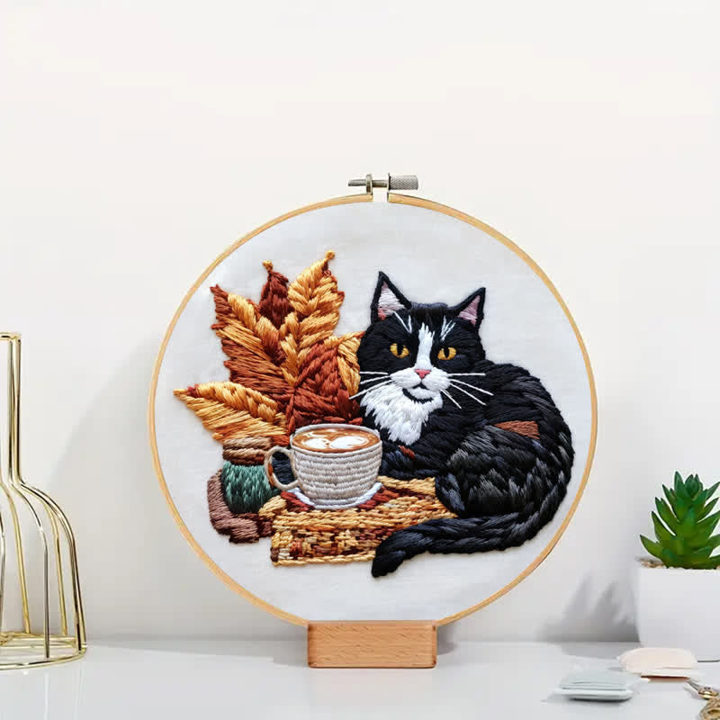 Rubbyoo Embroidery Kit - Leisurely Black Cat - image 1