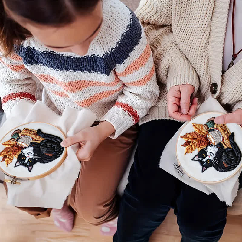 Rubbyoo Embroidery Kit - Leisurely Black Cat - image 5