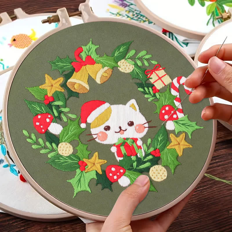 Rubbyoo Embroidery Kit - Christmas Cat Wreath  - image 7