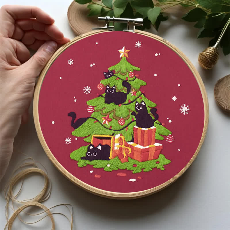 Rubbyoo Embroidery Kit - Black Cat Christmas Kittens - image 4