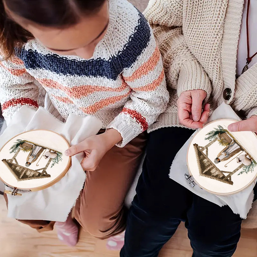 Rubbyoo Embroidery Kit - Mary And Joseph Admiring Baby Jesus In The Manger - image 8