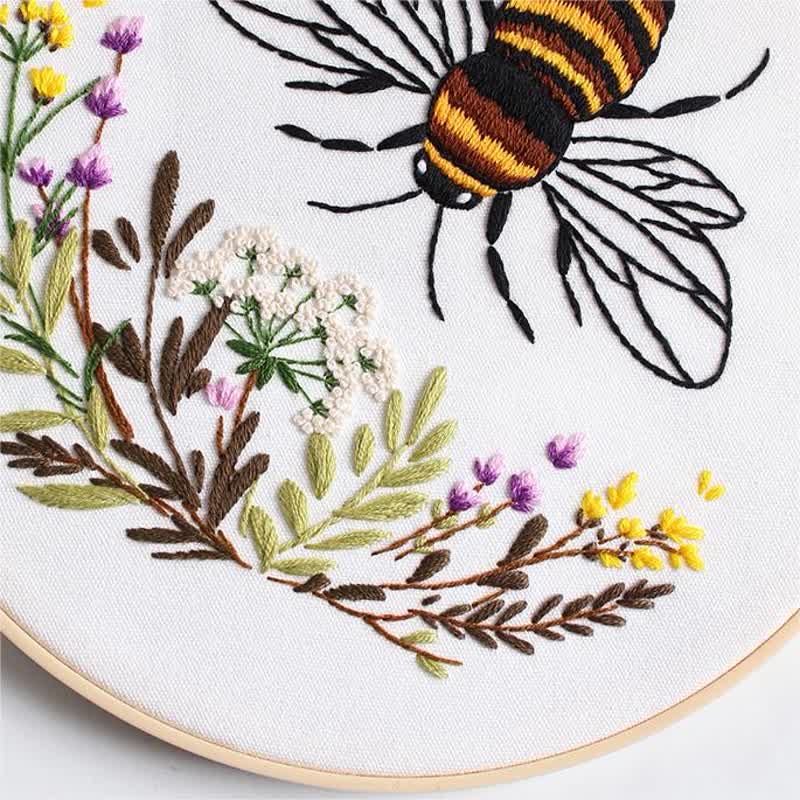 Rubbyoo Embroidery Kit - Bee Insect - image 4