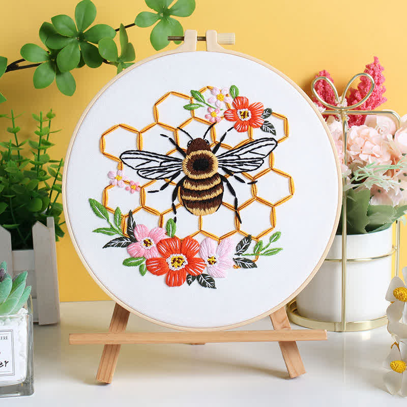 Rubbyoo Embroidery Kit - Bee Insect - Bee-A - image 9