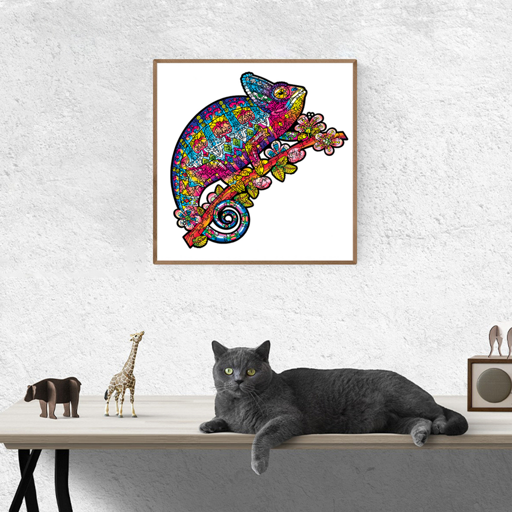 Curly Tail Floral Lizard - Wooden Jigsaw Puzzle - image 3