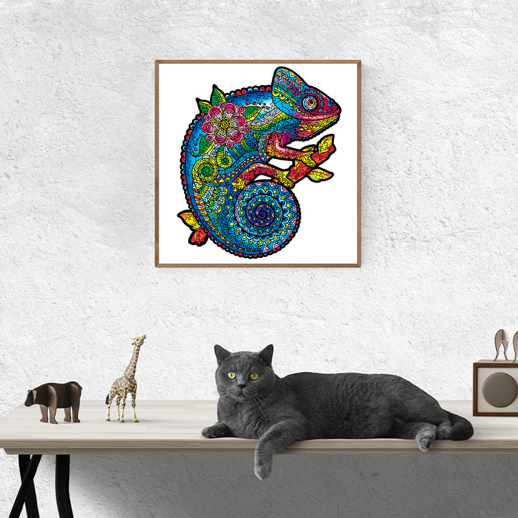 Veiled Chameleon ‘Blue Tail’ - Wooden Jigsaw Puzzle - image 3