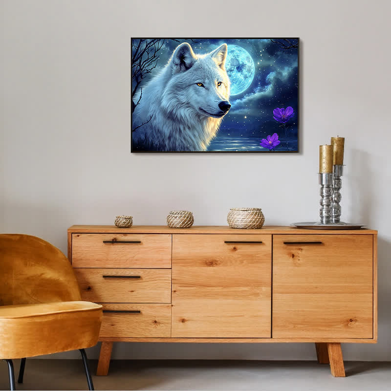 Lone Wolf in the Moonlight - Wooden Jigsaw Puzzle - image 5