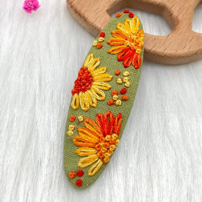 Embroidered hair clip DIY handmade material bag hair accessory headpiece - image 12