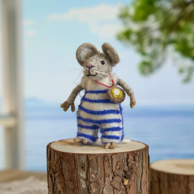 Needle Felted Mouse With Bag - Felted Animal | Nature Lover Gift - Felted Animal - image 0