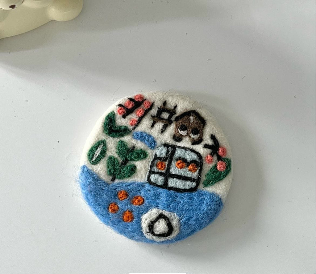 Needle Felted Coaster - Handmake Creative Crafts | Novelty Home Decoration | Different Shapes Coaster - Round-Snow scene - image 11