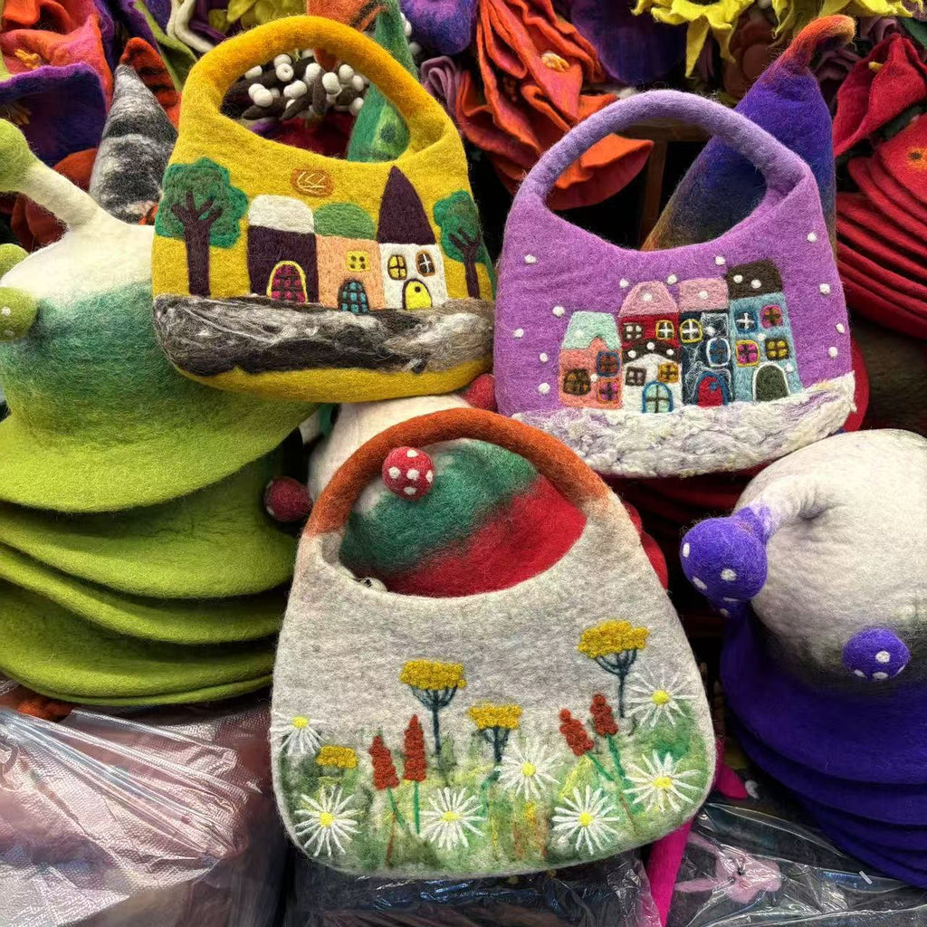 Needle Felted Bag - Portable Daily Handbags |  Beautiful Felted Crafts | Nice Gifts For Her - image 0