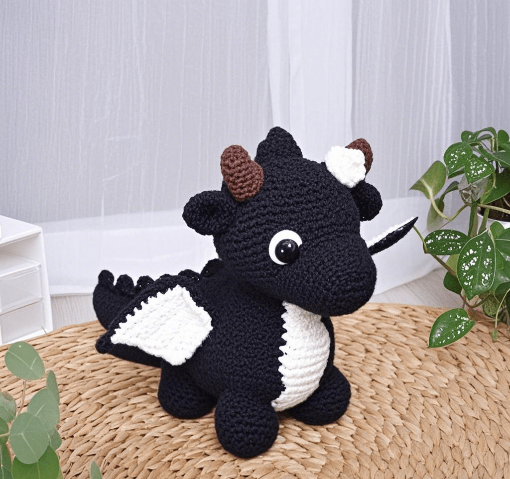  Diy Handmade Dinosaur Crochet Kit - Creative Birthday Handicraft | Ideal Gift For Crocheter - Black - image 1