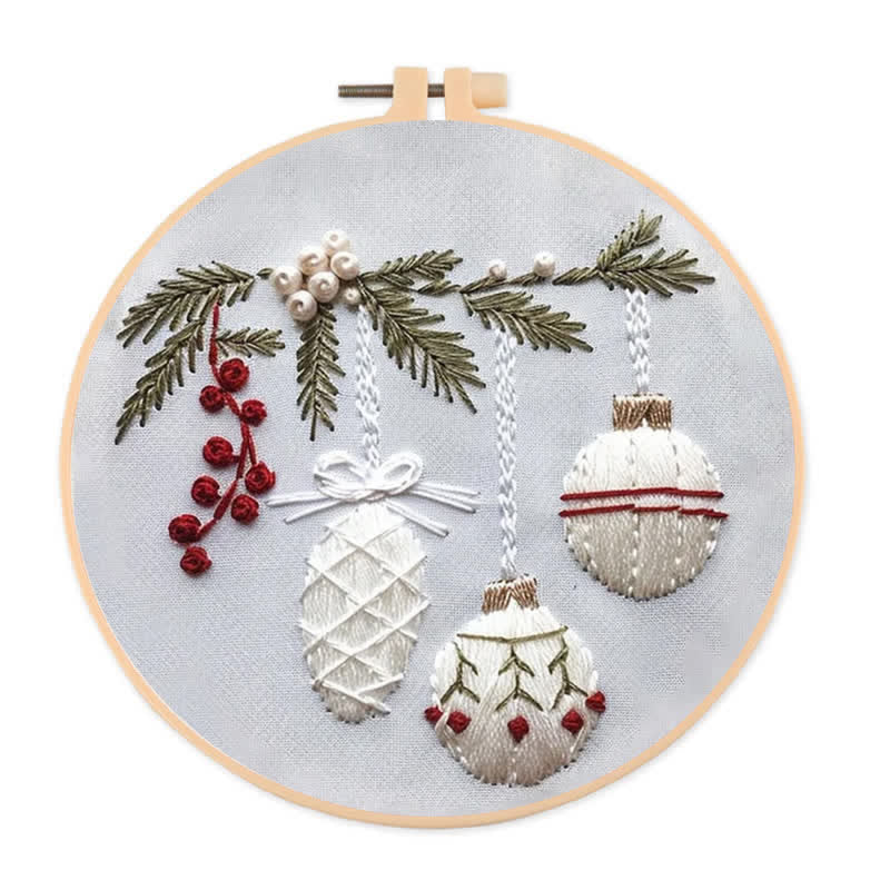 🎅Rubbyoo Christmas Embroidery Kit - Embroidery Hoop Art| Christmas Bauble Ornaments - Christmas berries - image 16