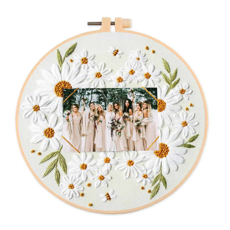 Rubbyoo Embroidery Photo Frame Kit - Attractive Daisy | Diy Floral Handicraft | Unique Art Decor - 15*15cm - image 0