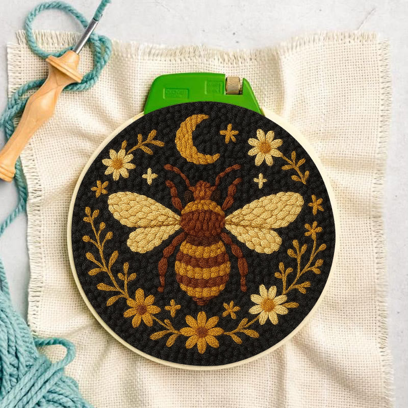 Bumble Bee Punch Needle Kit -  Handmade Decorative Needlepoint | Diy Wall Hanging - image 1